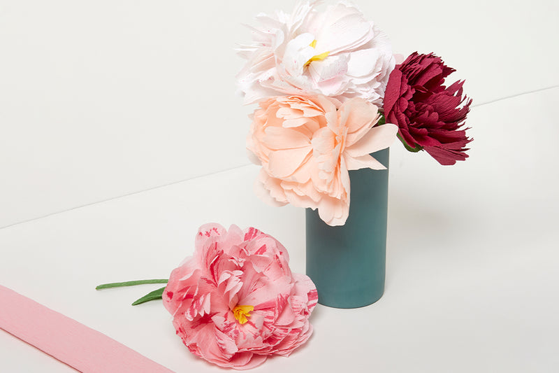 Experience the joy of crafting with our Floral Paper Making Kit. Craft lifelike peonies, proteas, poppies, daffodils, orchids, starflowers, and hydrangeas and adorn your space with timeless beauty.