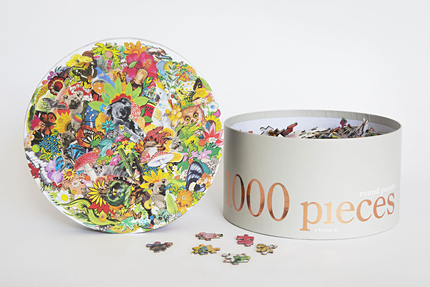 A round 1000-piece puzzle featuring the intricate Maximillian pattern with a harmonious blend of colors.