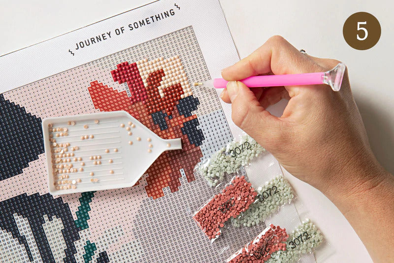 Sparkle Your Way Through Crafting with Diamond Dot Painting Kits!